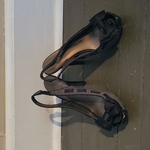 Black Gray Bow, Heels
